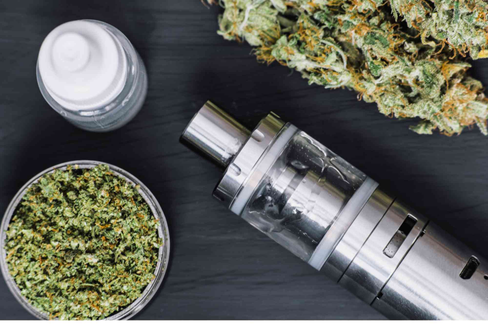 CBD Vaping VS Edibles UAE