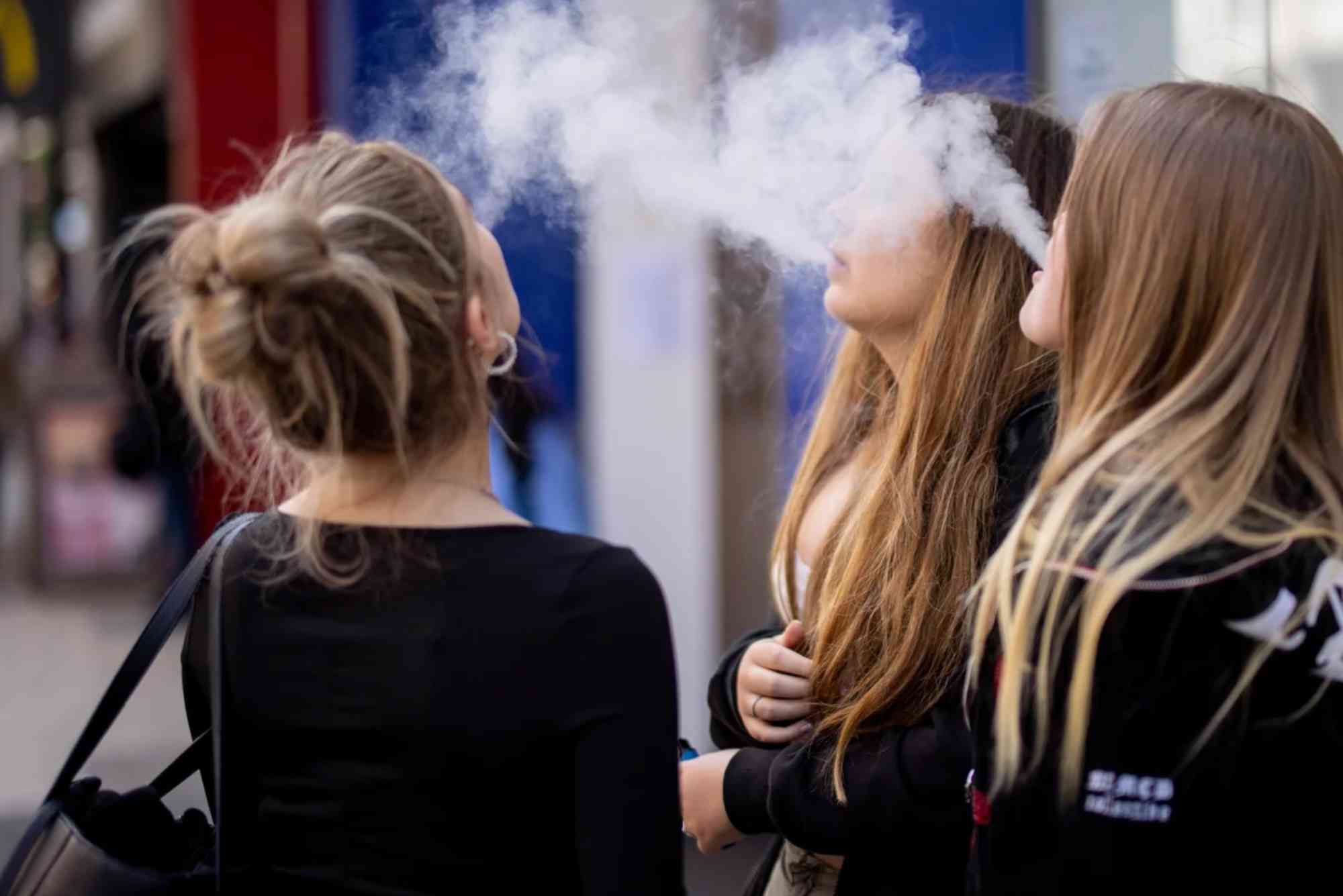 Vaping Should Be Illegal