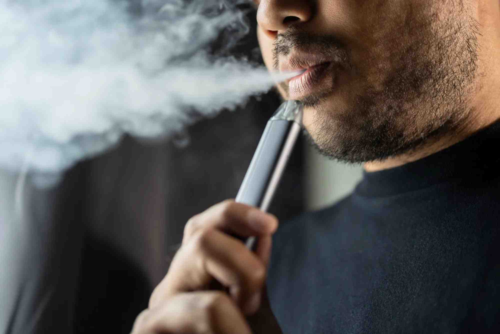 21 Vape Law And Harm Reduction: What Every Smoker Should Know