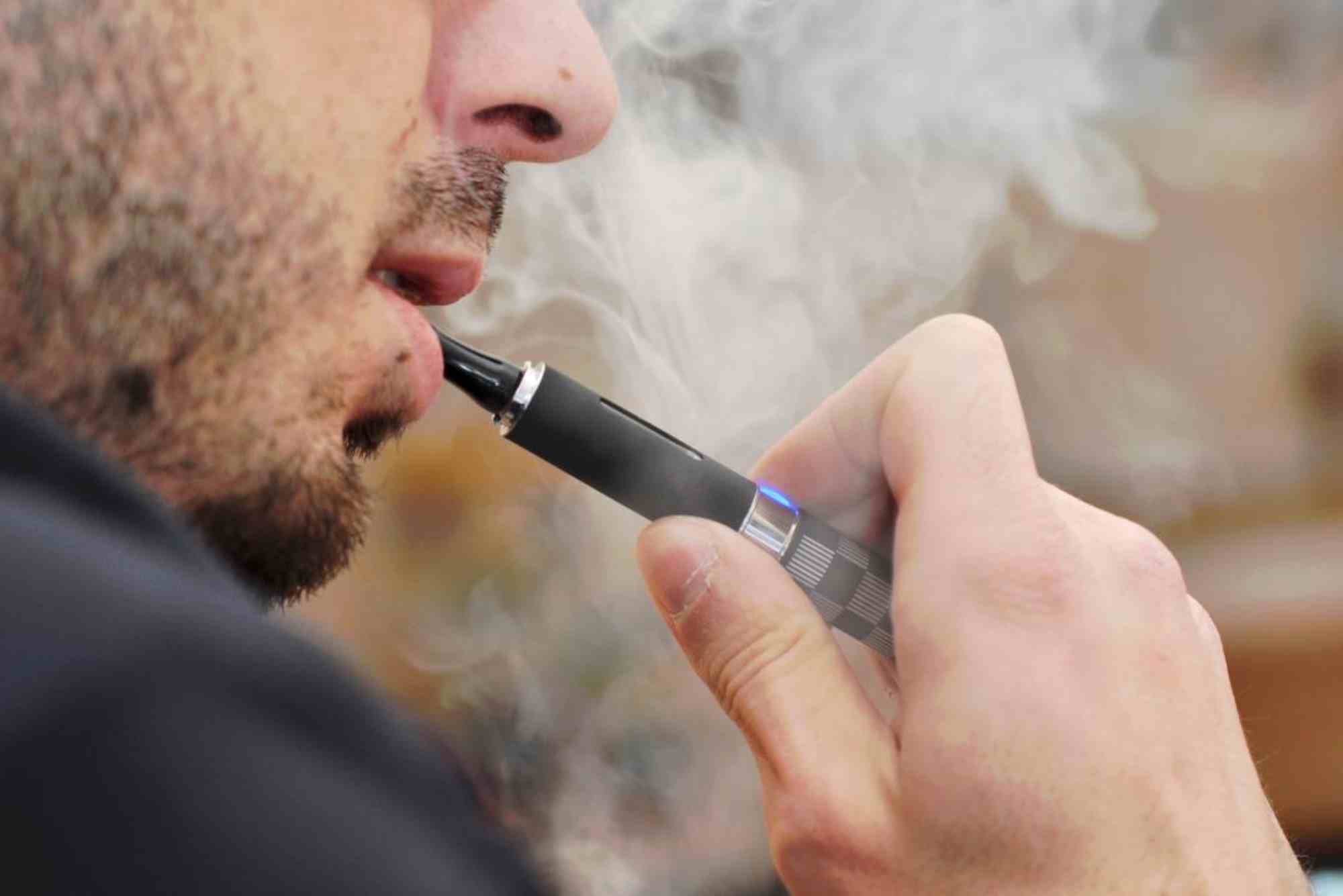 Is Vaping Illegal Under 18 in UK a Real Vape Risk or Just a Myth?